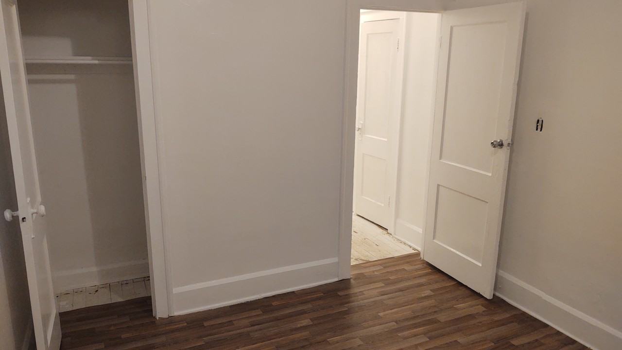 273 Myers Ave #NA - Photo 3 of 4