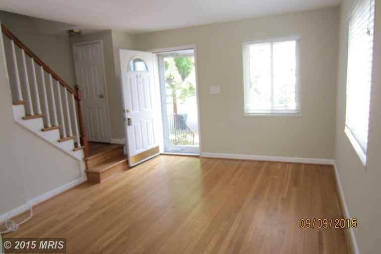 43 Underwood Pl - Photo 3 of 13