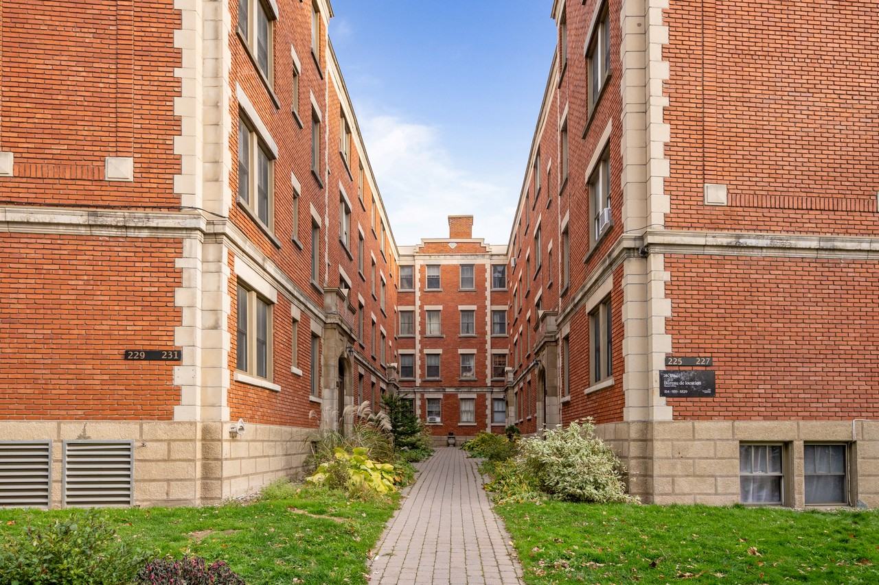 Redfern Residences Apartments 216 Av Redfern, Westmount, QC H3Z 2G3 Zumper