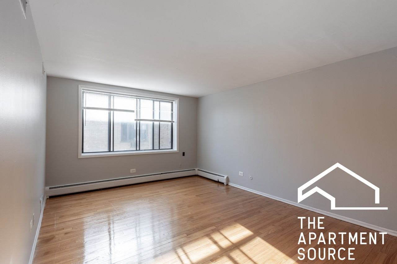 1515 W Morse Ave #308 - Photo 7 of 9