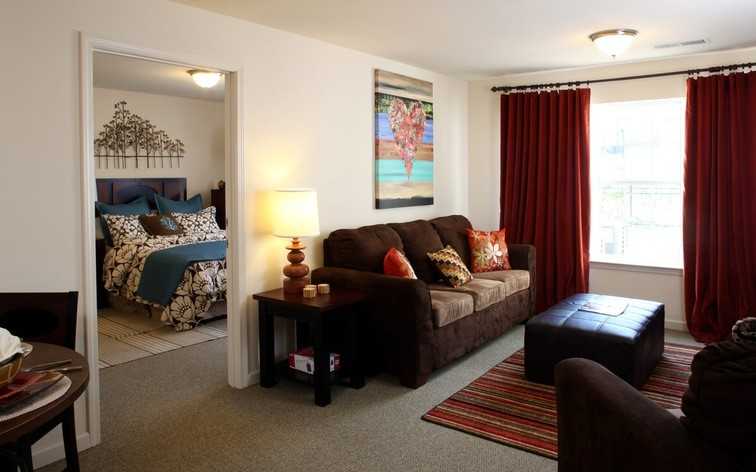 The Arch Troy - Photo 3 of 12