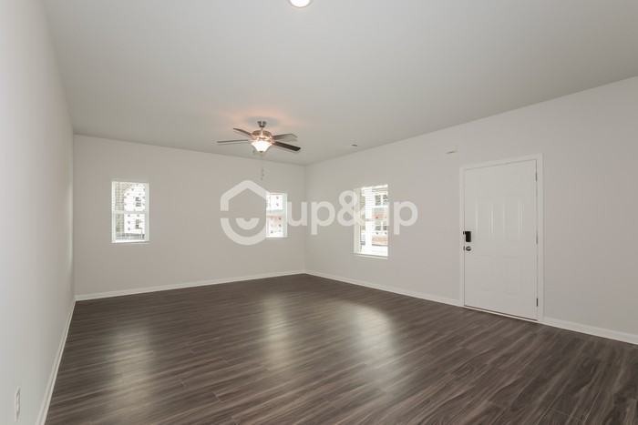 15 Peach Pl - Photo 2 of 16