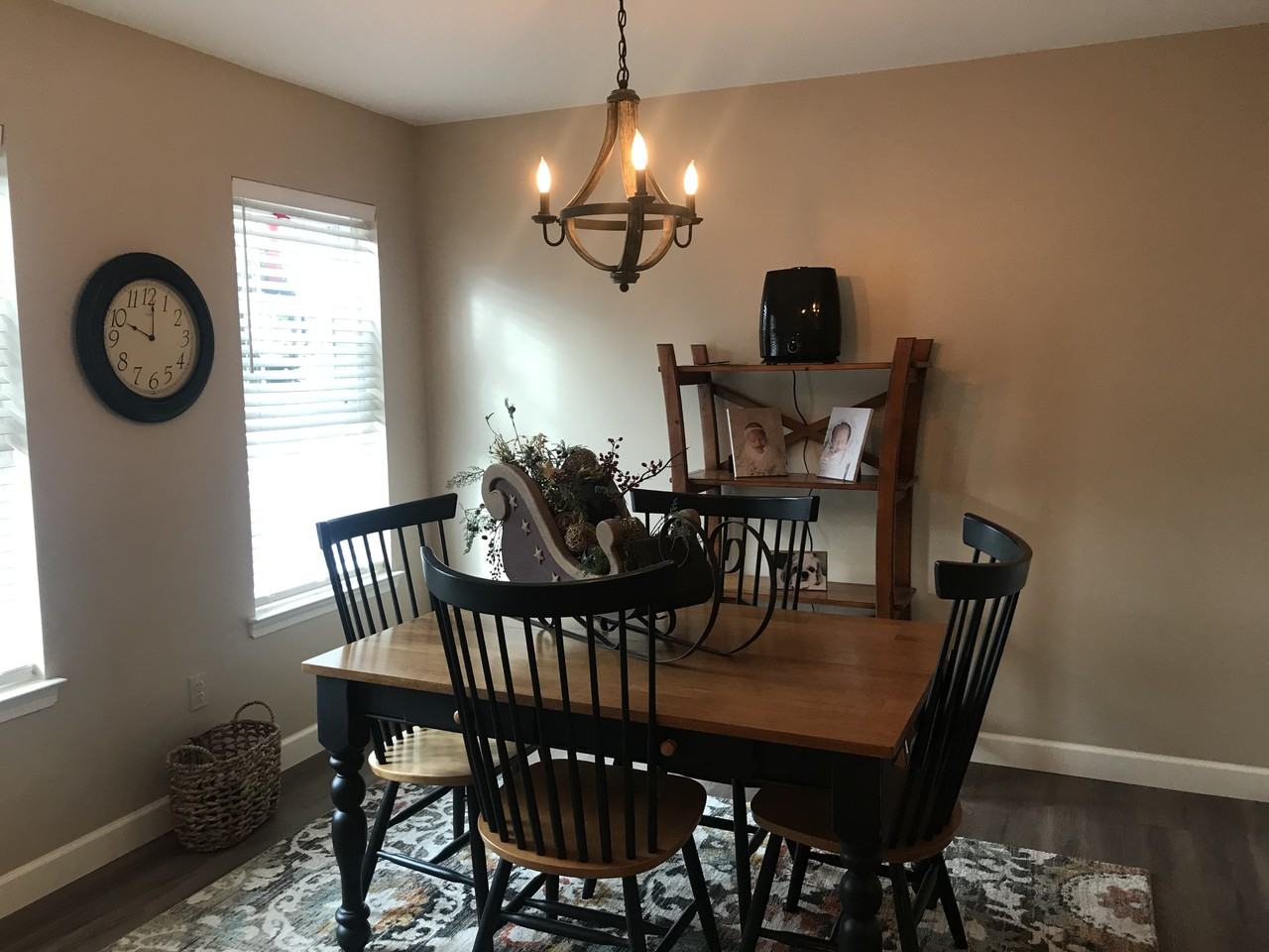 602 Barrington Ct #602 - Photo 2 of 11