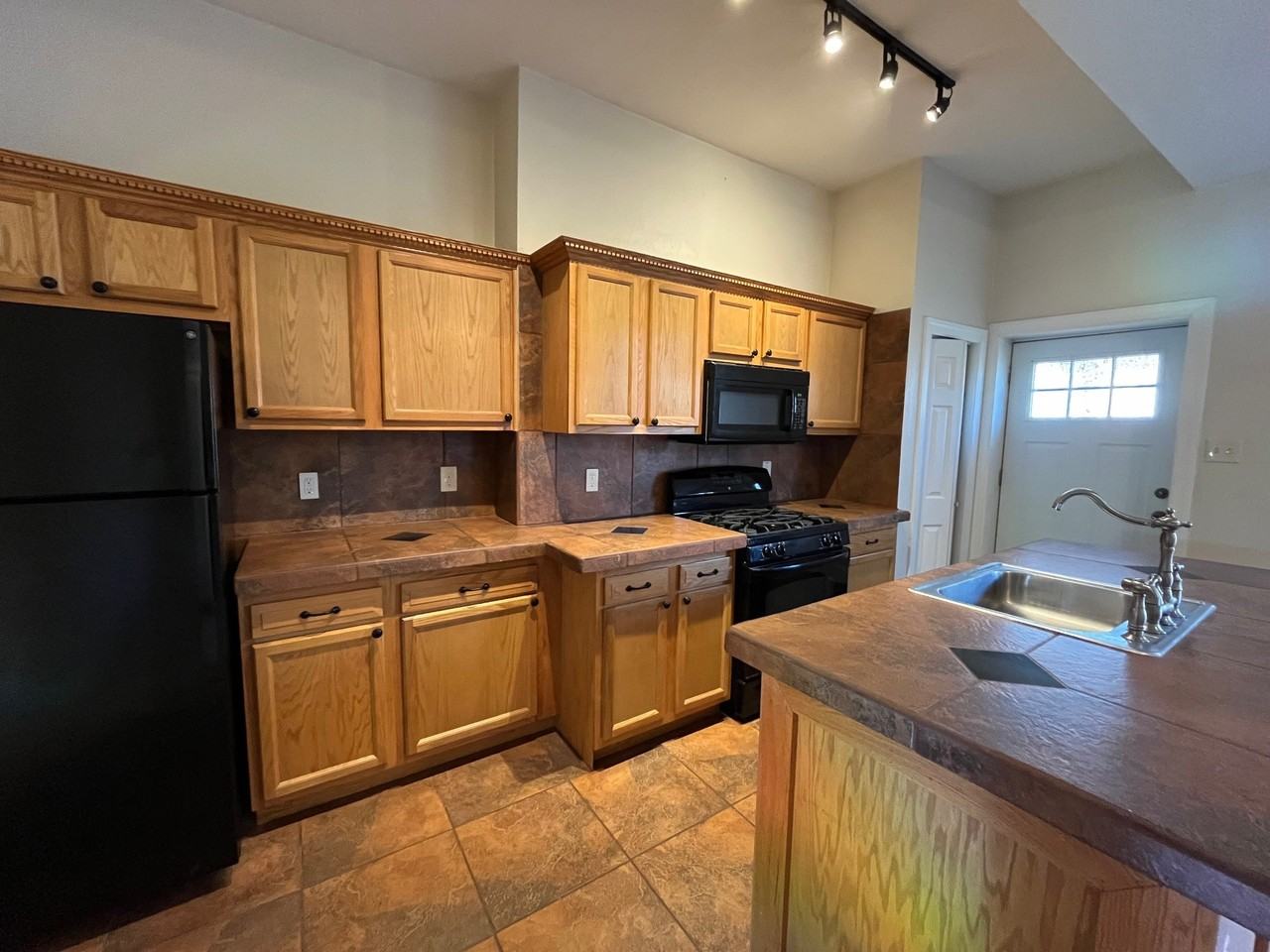 6704 Mcpherson Blvd #1 - Photo 2 of 23