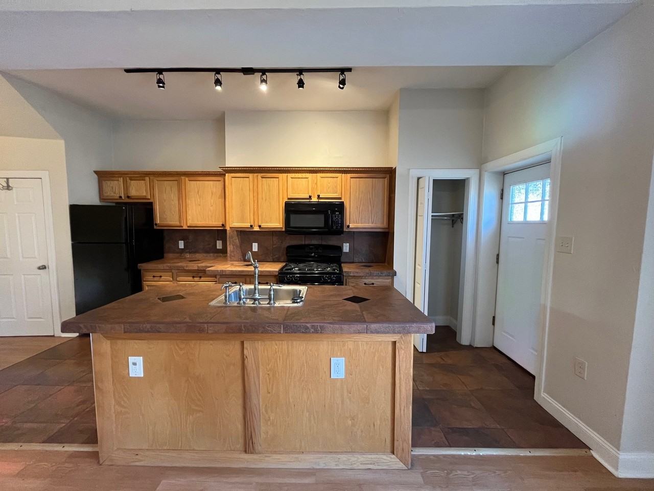 6704 Mcpherson Blvd #1 - Photo 3 of 23