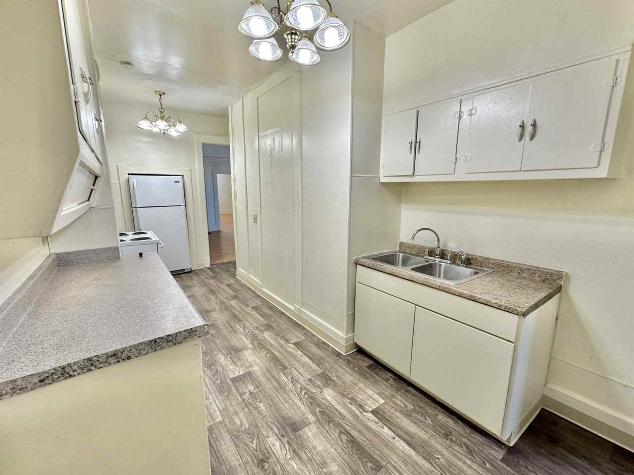 255 S Jackson St #1