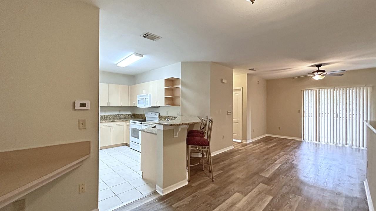 104 Sw Peacock Blvd #03-204 - Photo 6 of 39