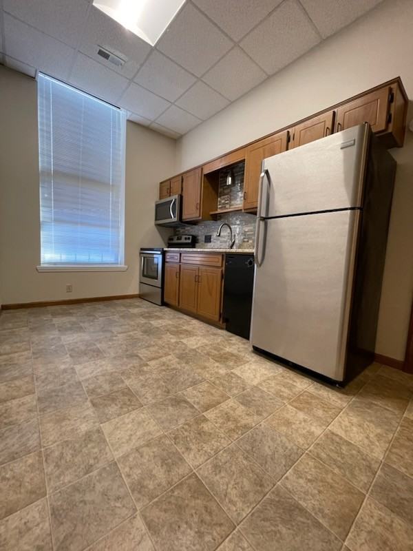 104 S 5th St - Photo 3 of 7