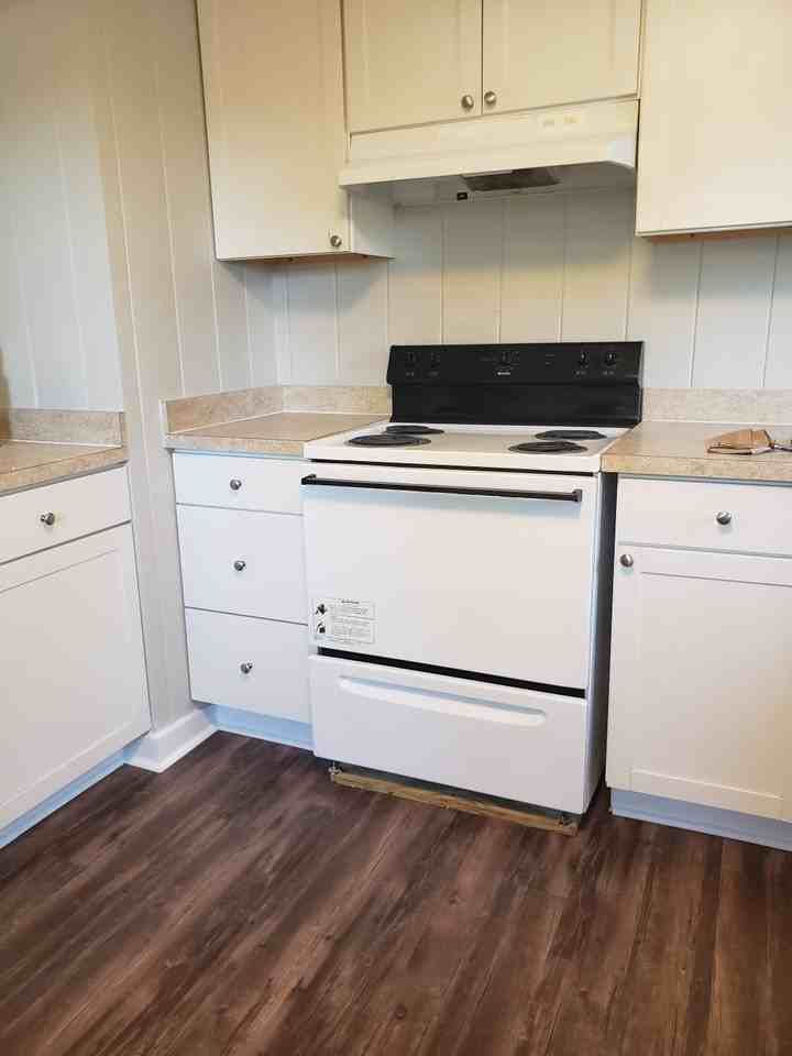 1203 Oak St #1203 - Photo 5 of 10