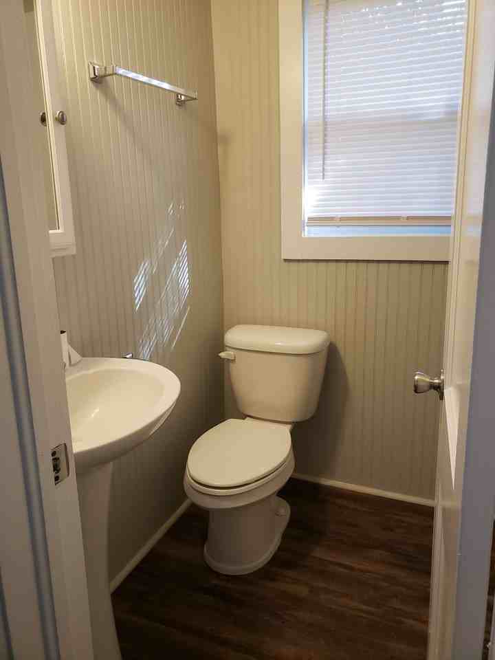 1203 Oak St #1203 - Photo 7 of 10