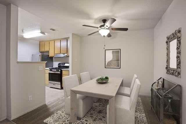 600 Wilbur Ave - Photo 2 of 22