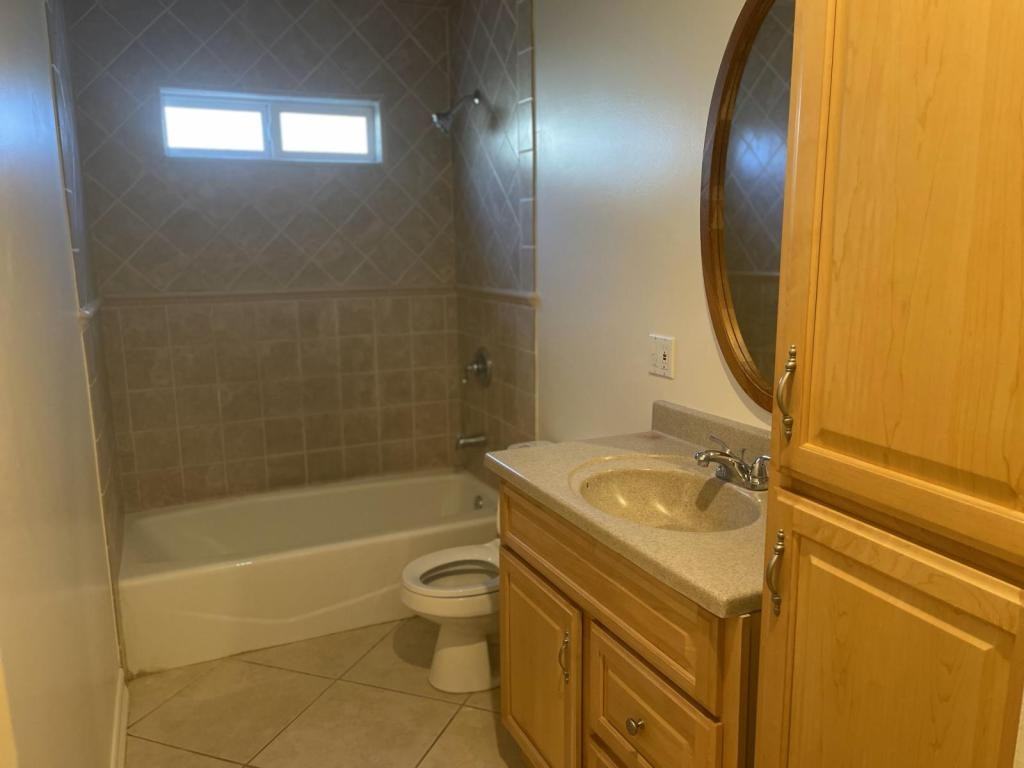 763 Margo Dr - Photo 2 of 39