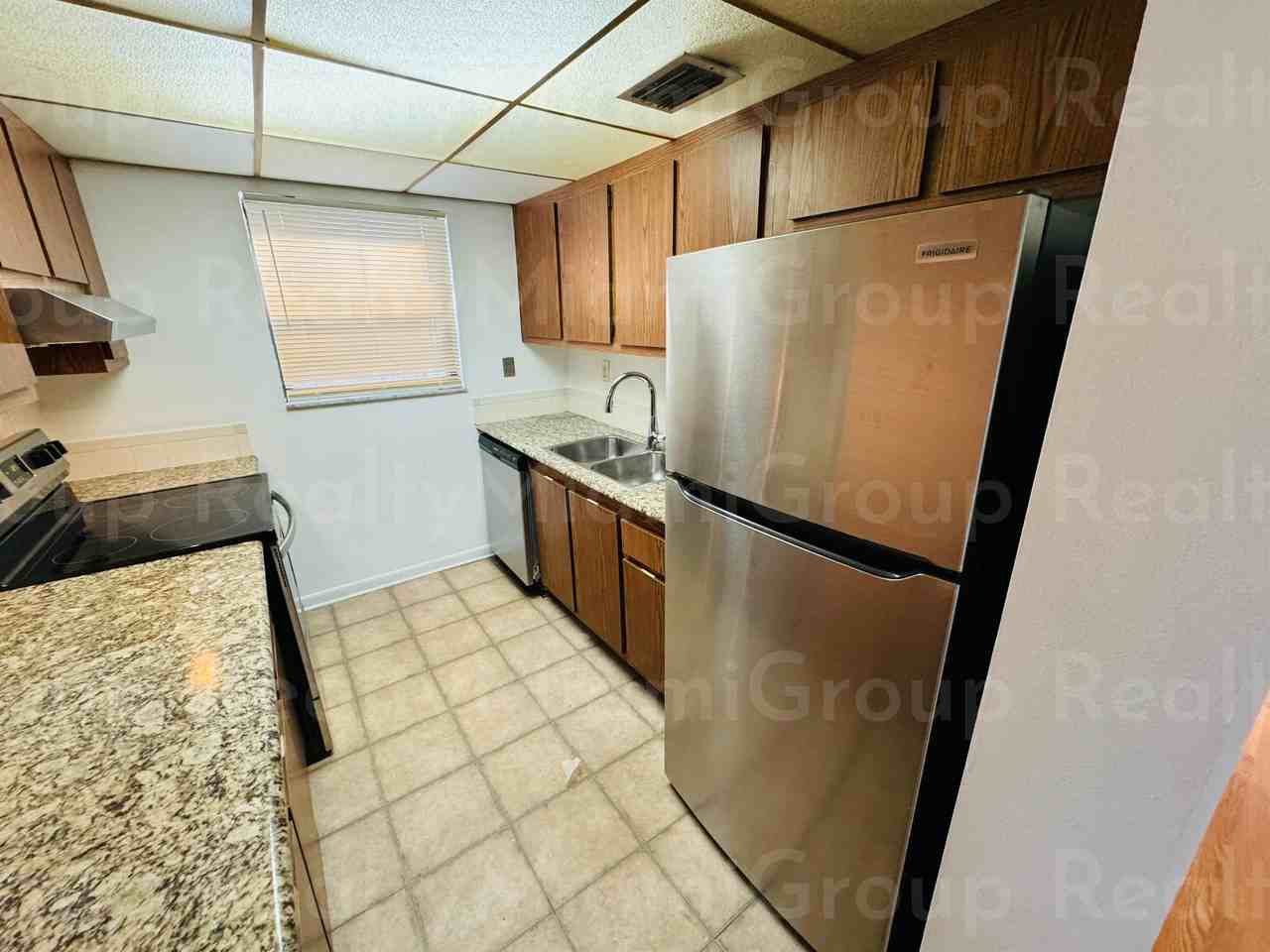 2000 N Congress Ave #204