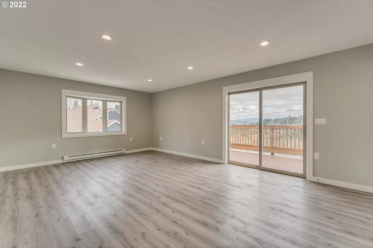 30131 Skyline Dr - Photo 3 of 31