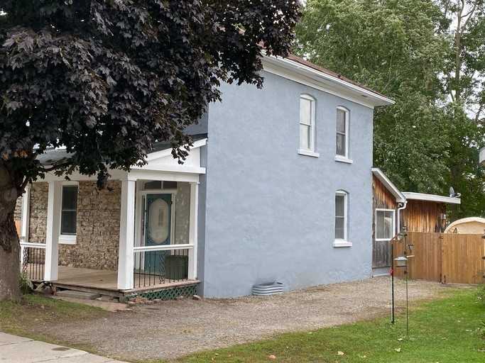 163 James St E - Photo 2 of 10