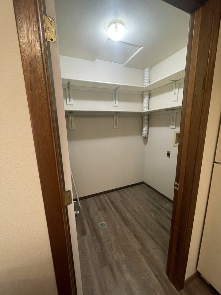 604 Northern Pacific Ave - Photo 4 of 7