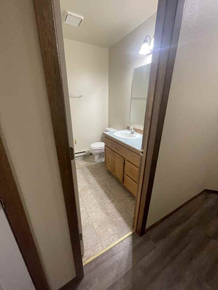 604 Northern Pacific Ave - Photo 6 of 7