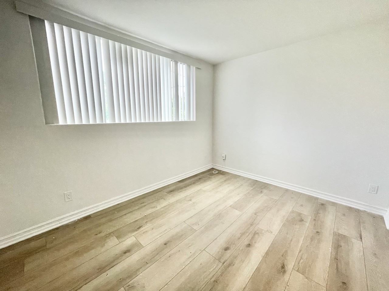 6060 Fulton Ave #8 - Photo 3 of 9