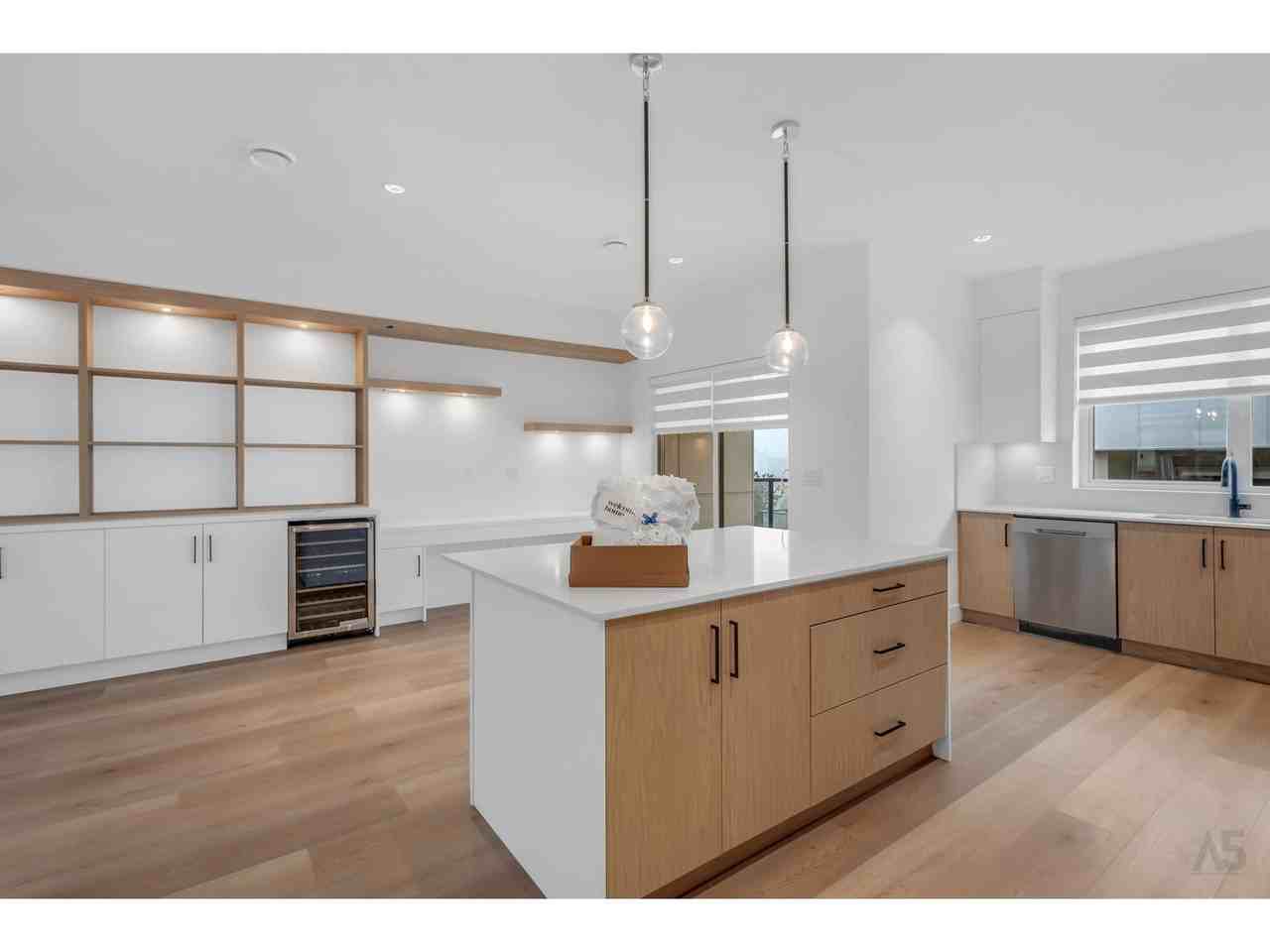 12585 104A Avenue - Photo 2 of 20