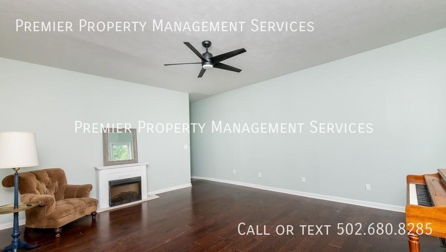 1211 Rogers St - Photo 2 of 23
