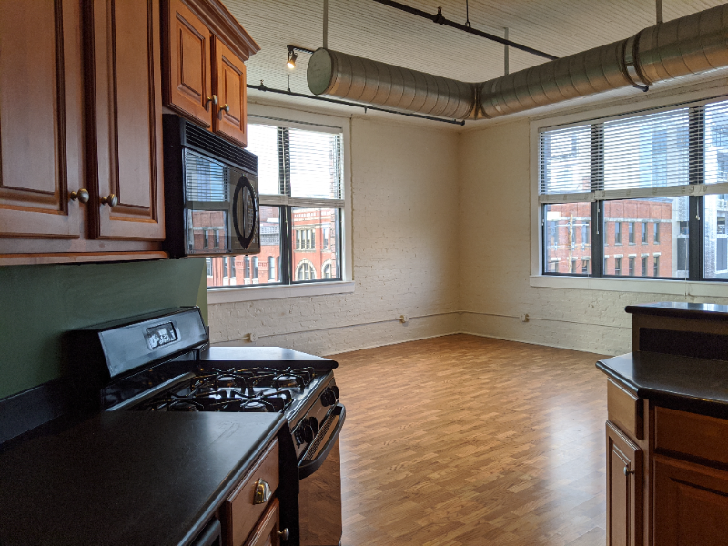 310 E Michigan Ave #403 - Photo 4 of 20