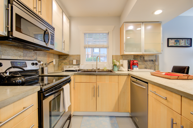 636 Chipley Ave #5 - Photo 3 of 10