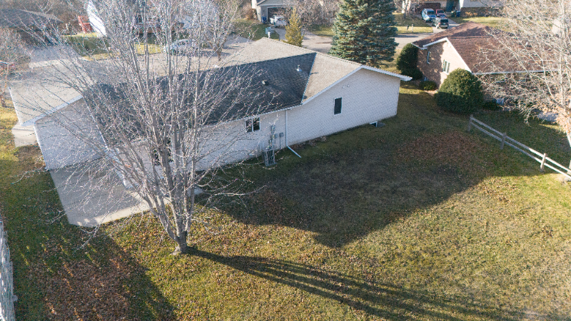 104 Oriole Dr - Photo 2 of 25