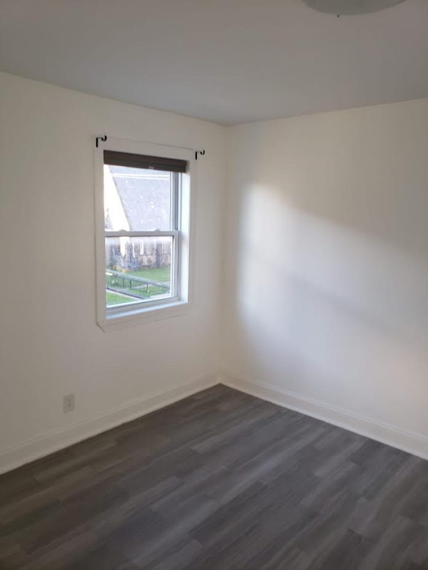 850 Bleecker St #3 - Photo 7 of 9