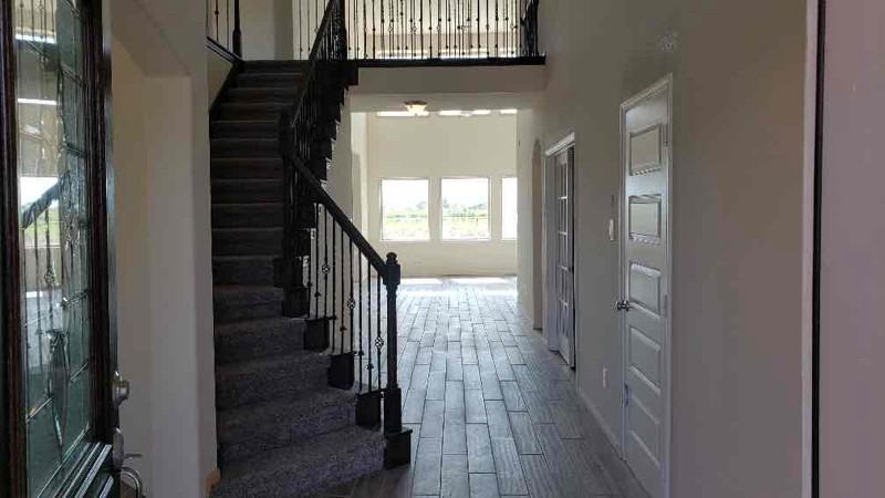 13203 Apple Tree Cir - Photo 3 of 9