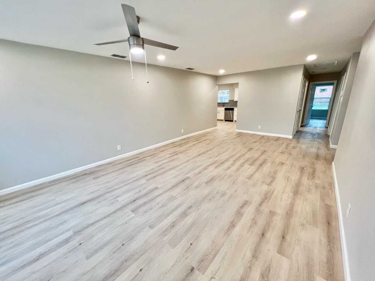 2107 Hedgerow St #NA - Photo 3 of 18