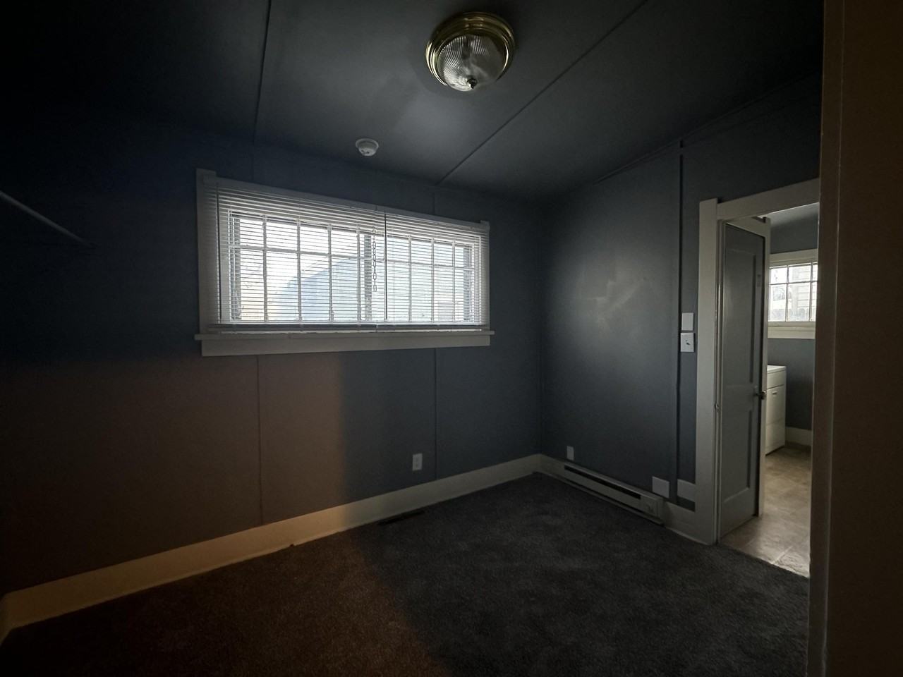 512 E 20th St #1 - Photo 6 of 14