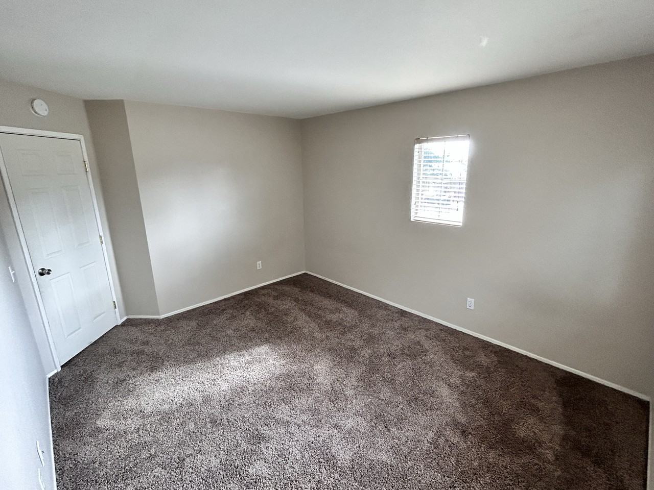 27206 Sawyer Rd #1 - Photo 2 of 32