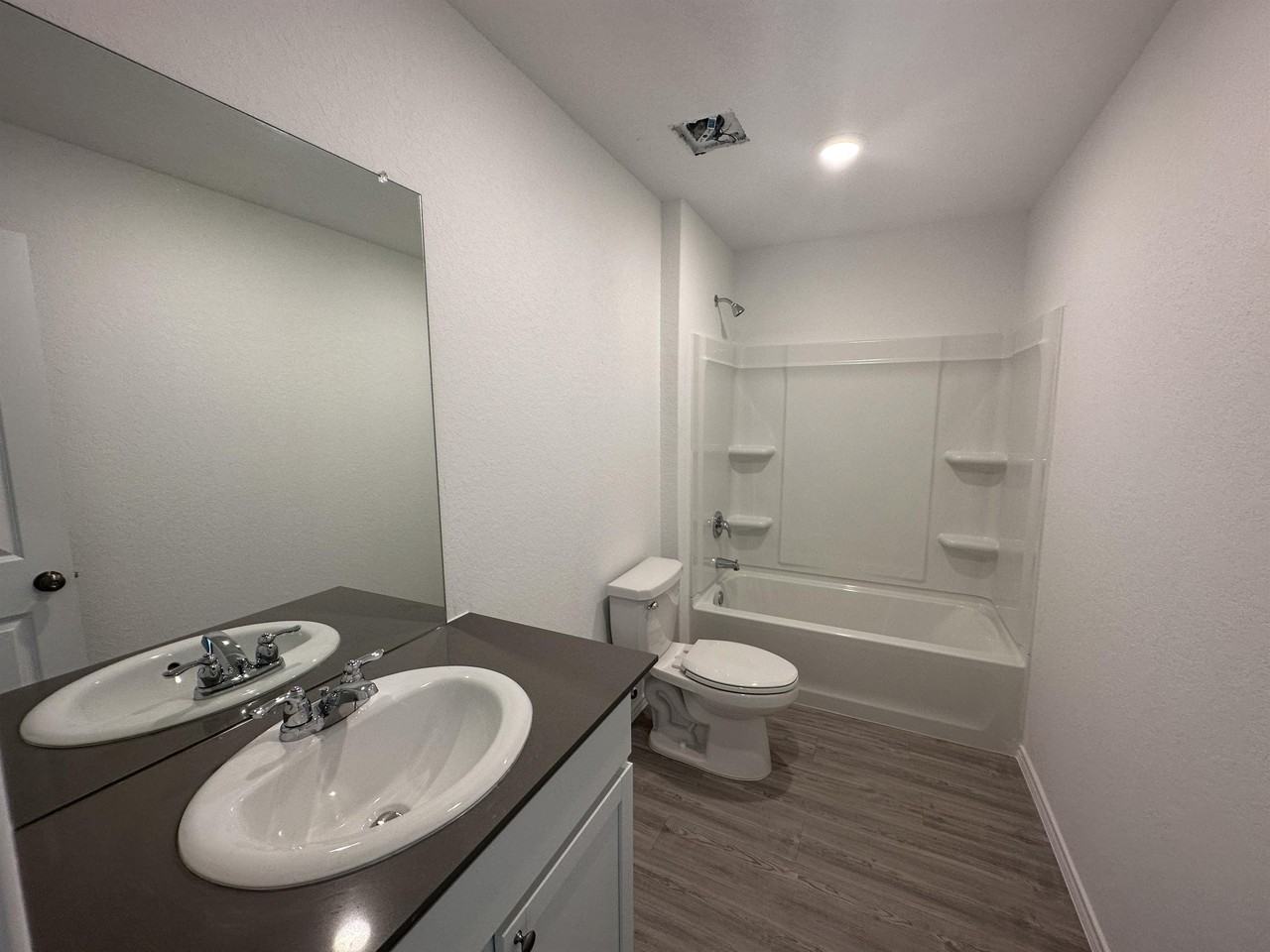 5863 Coahulia Rdg #1 - Photo 4 of 10