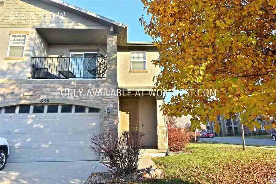 656 N 310 W - Photo 2 of 23