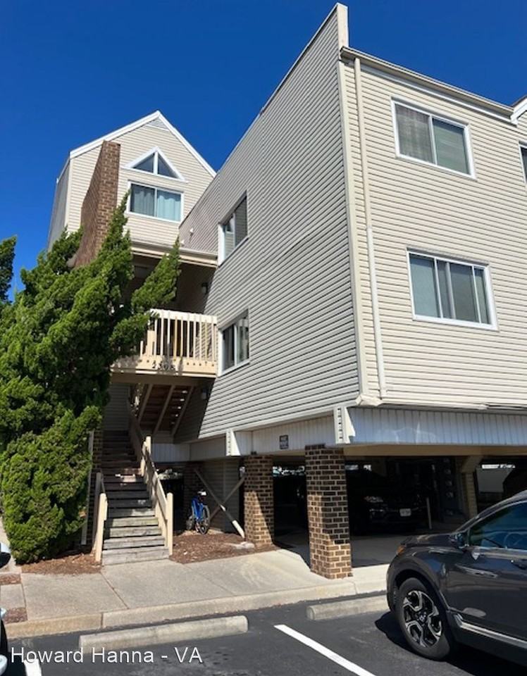 2308 Kleen Street Apartments 2308 Kleen St, Virginia Beach, VA 23451