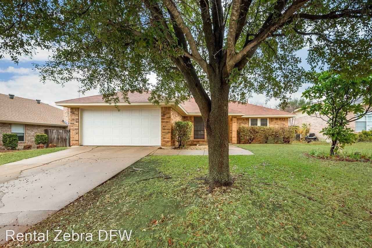 4805 Brianhill Dr - Photo 3 of 24