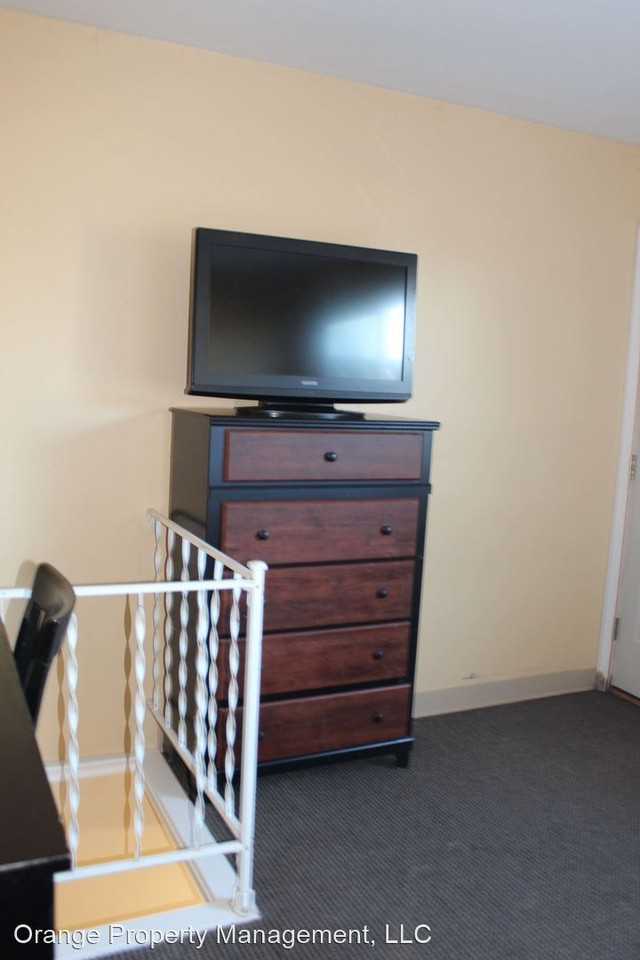 701 Cypress Dr; 700 Parkway Dr - Photo 2 of 2