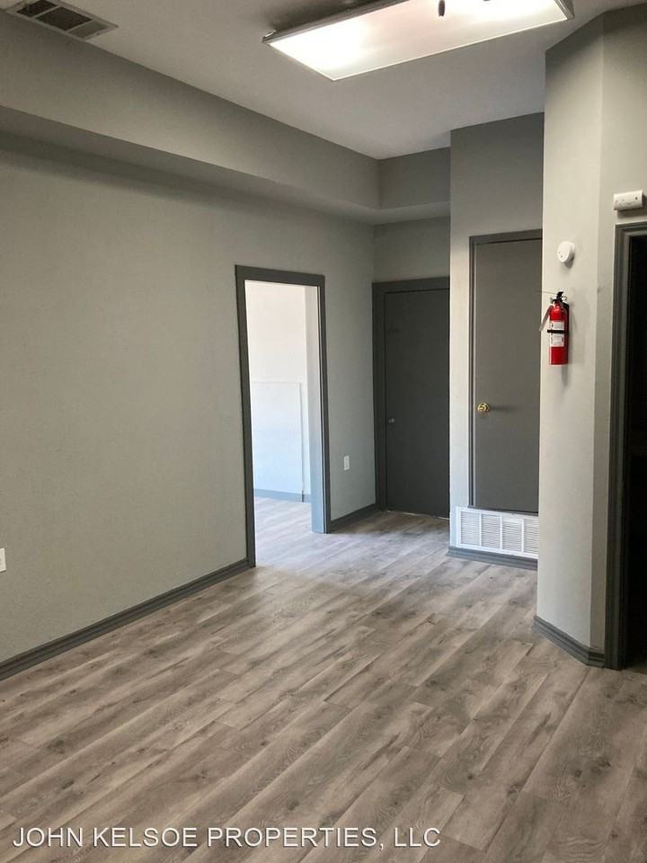 233 McCart - Photo 2 of 3