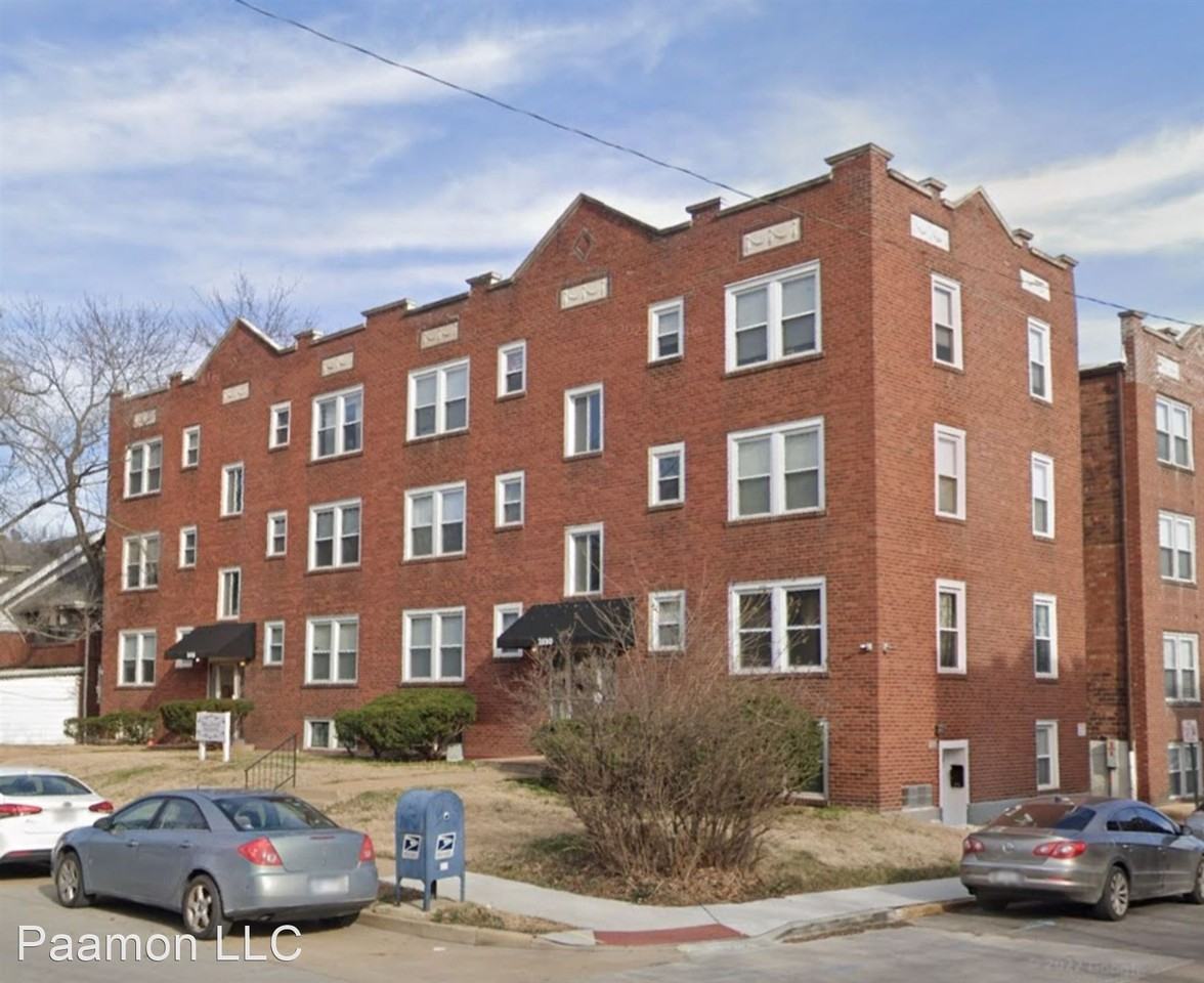 2526 2530 Bellevue Ave Apartments in Maplewood, Maplewood, MO 63143