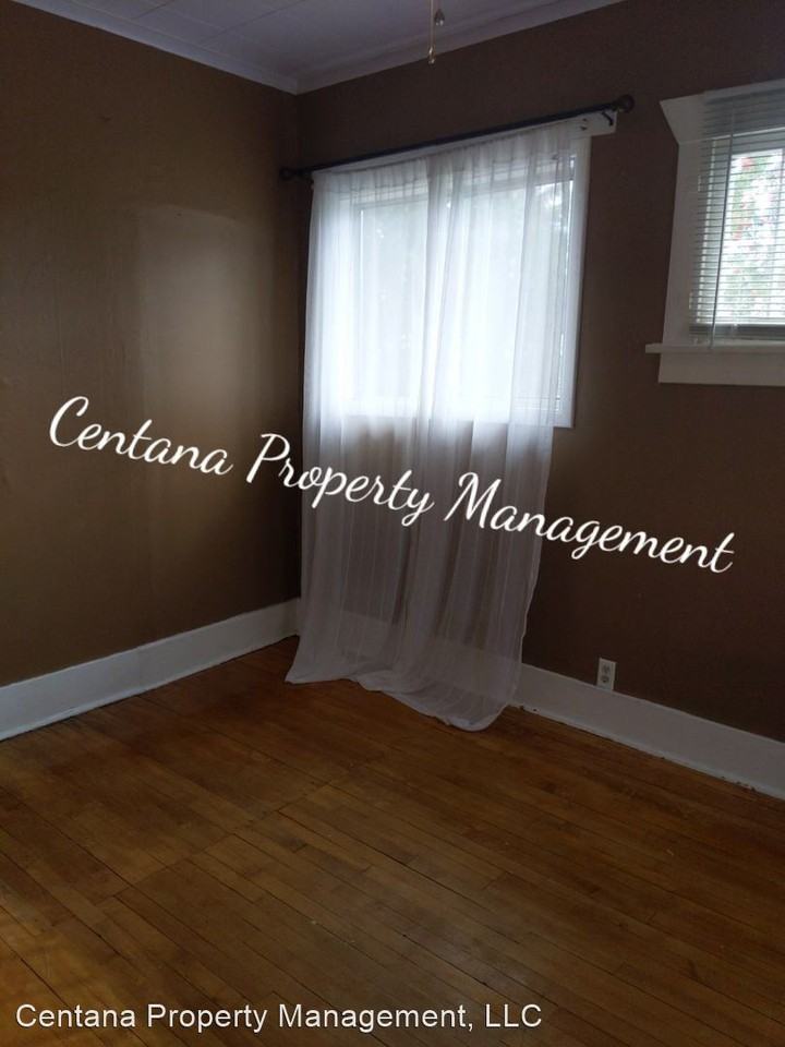 1138 W Park St - Photo 2 of 20