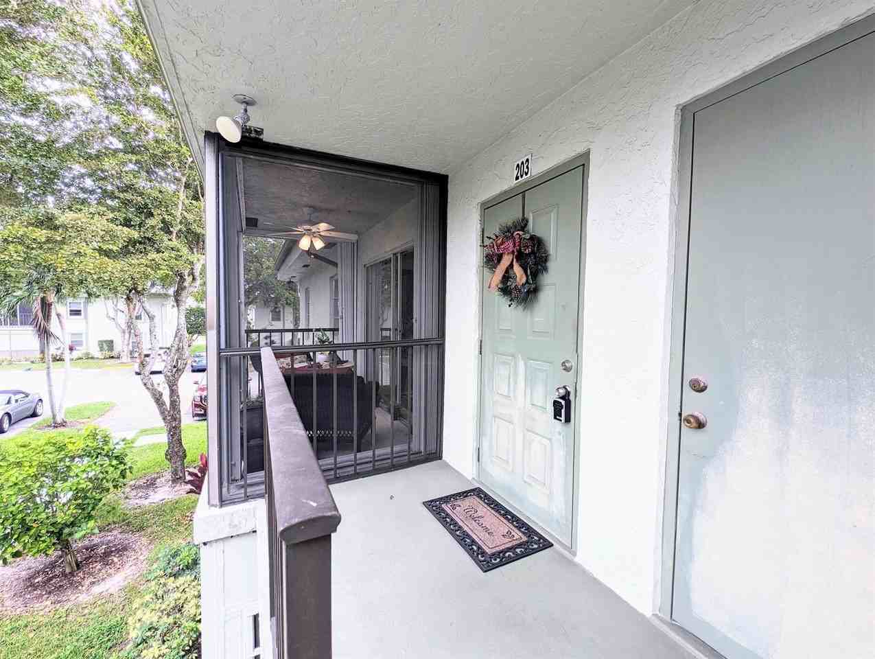 7515 S Oriole Blvd #203 - Photo 3 of 8