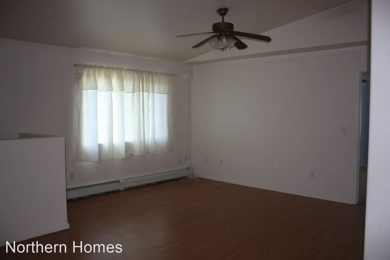 1360 Ric Dr - Photo 3 of 15