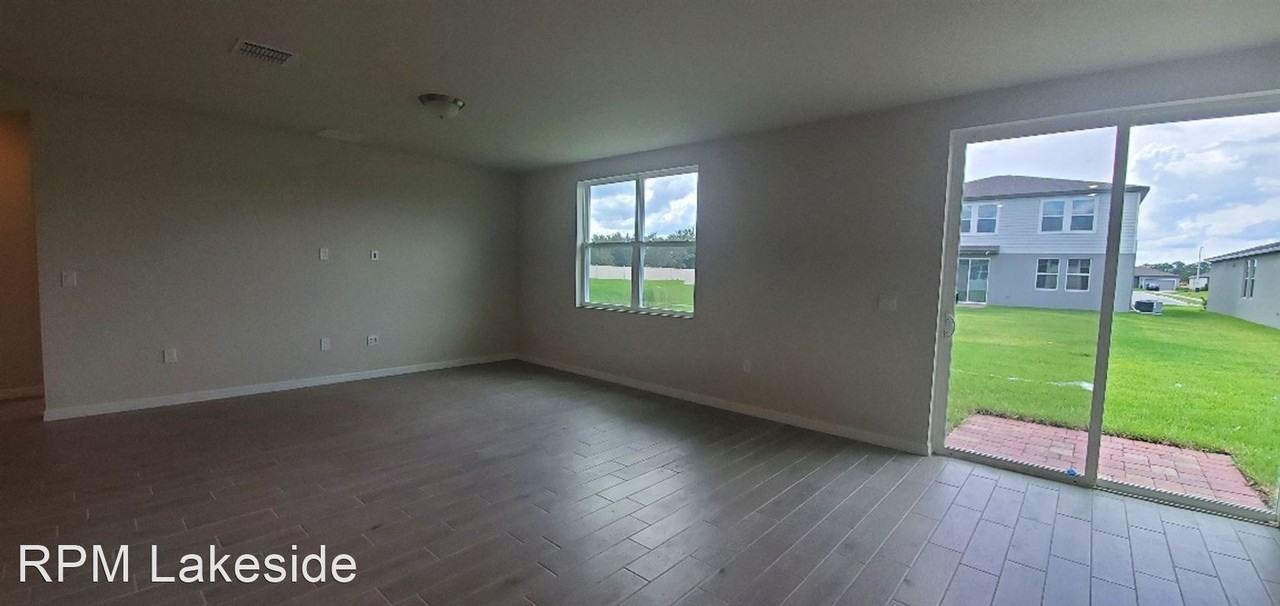 1222 Zambrana Ct - Photo 3 of 26