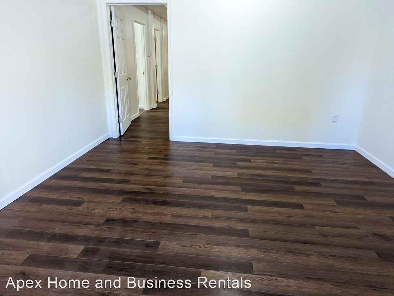 108 EWashington- 300-400 SPrincess - Photo 3 of 17