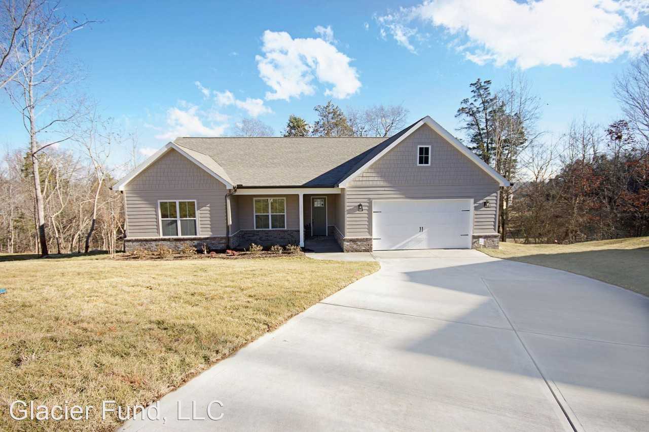 4300 Amsterdam Ln, Knoxville, TN 37938 3 Bedroom House for 2,600/month