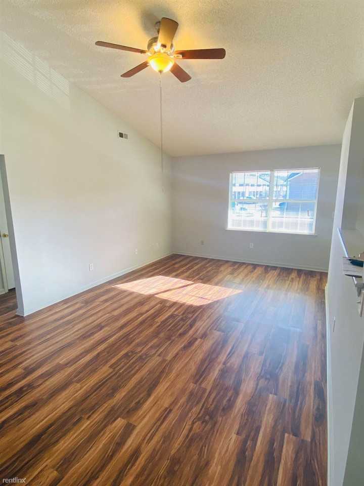 1209 E Fire Tower Rd - Photo 2 of 9