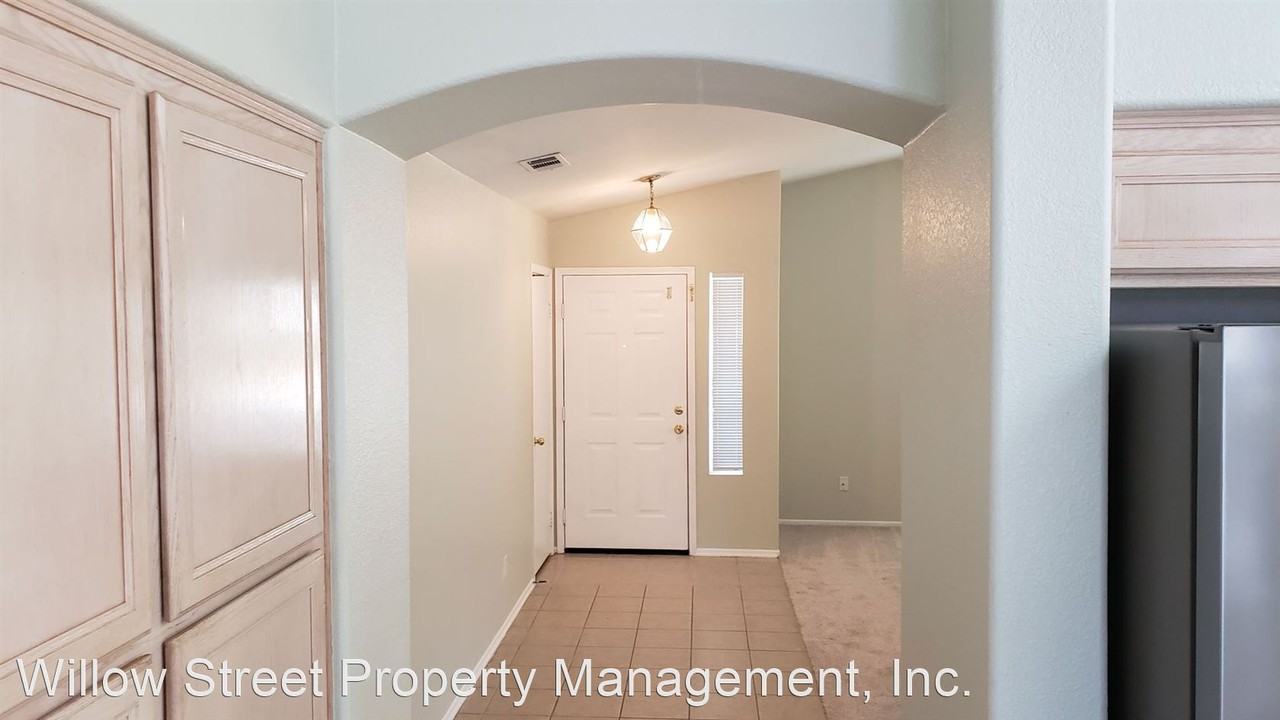 43318 Calle Mataro - Photo 2 of 11