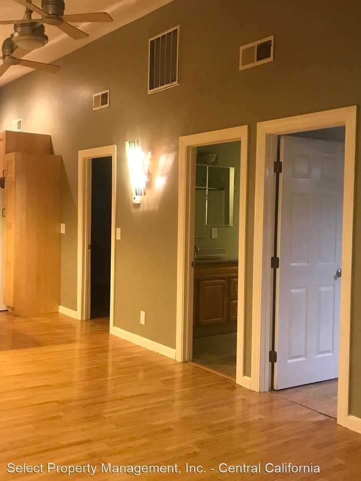 35 N Bryan Ave - Photo 3 of 11