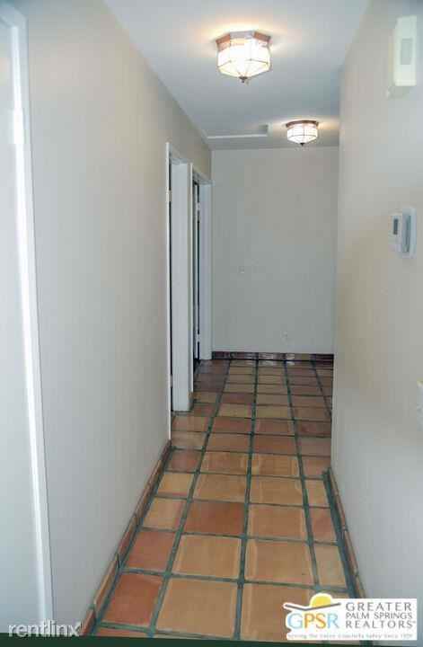 2322 N Deborah Rd - Photo 2 of 10