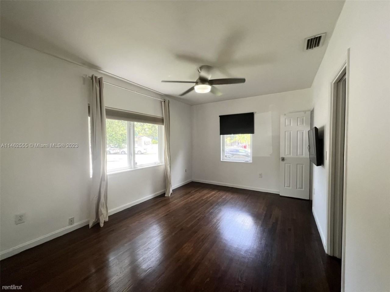 2728 Kirk St - Photo 3 of 11